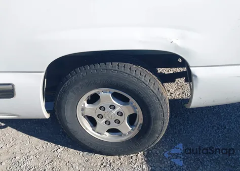 2000 Chevrolet Silverado 1500 from USA, damaged, VIN 1GCEC14W4YZ274388